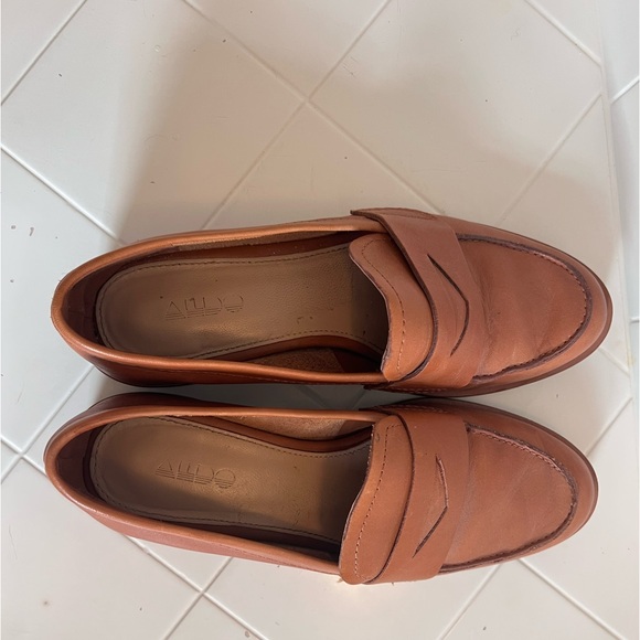 Women’s cognac Aldo loafers size 6 - Picture 6 of 6